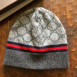 gucci cashmere beanie